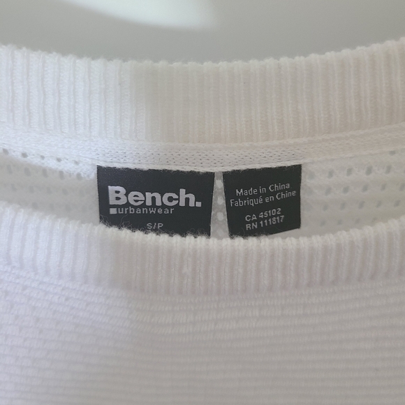 BENCH Open Knit White Crew Neck Long Sleeve Sweater Size Small - Picture 4 of 6